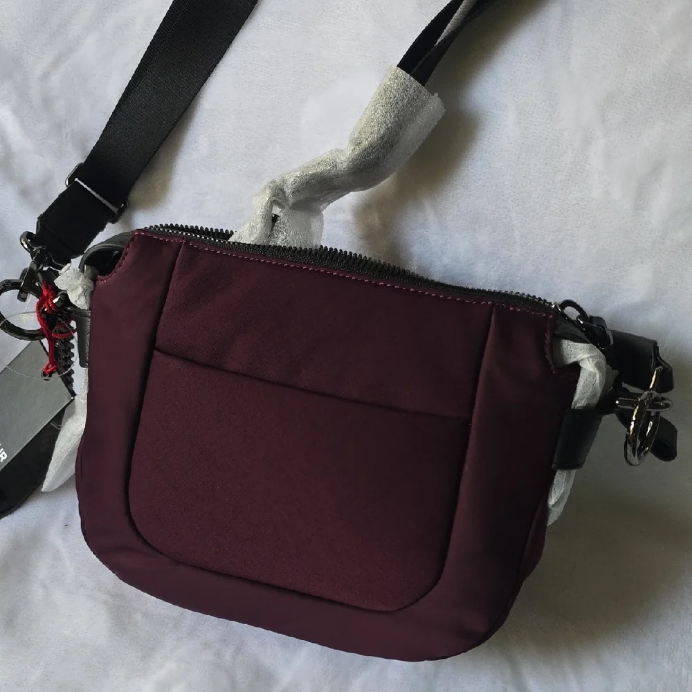 TUMI‎ SUMTER SWEET PLUM (dark purple) Crossbody Bag
